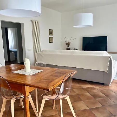 Milana Appartement *